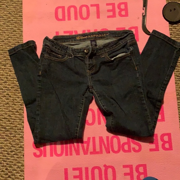 Dark blue jeans - Picture 1 of 2